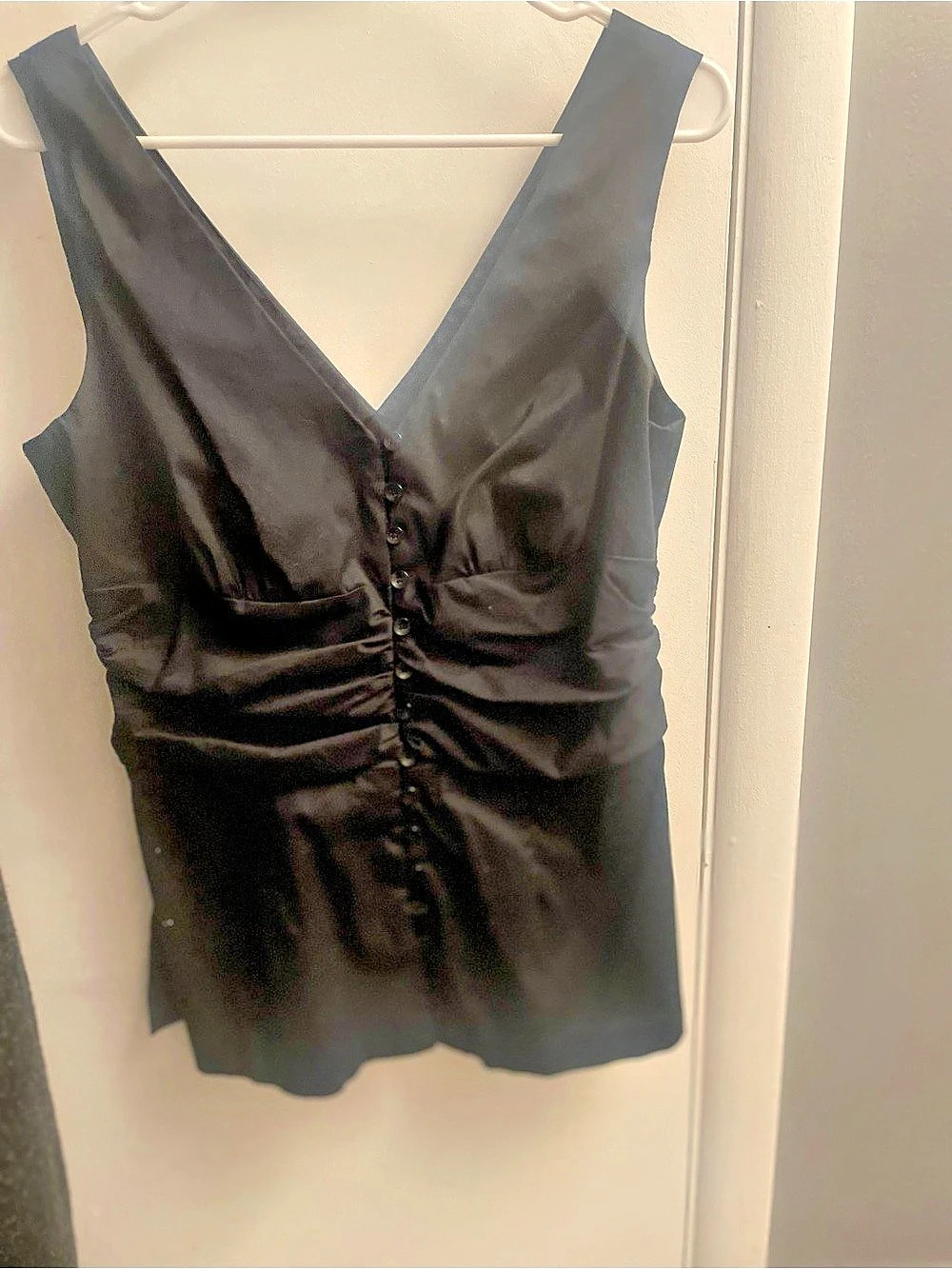 Mossimo Black Ruched V-Neck button down blouseSize Medium